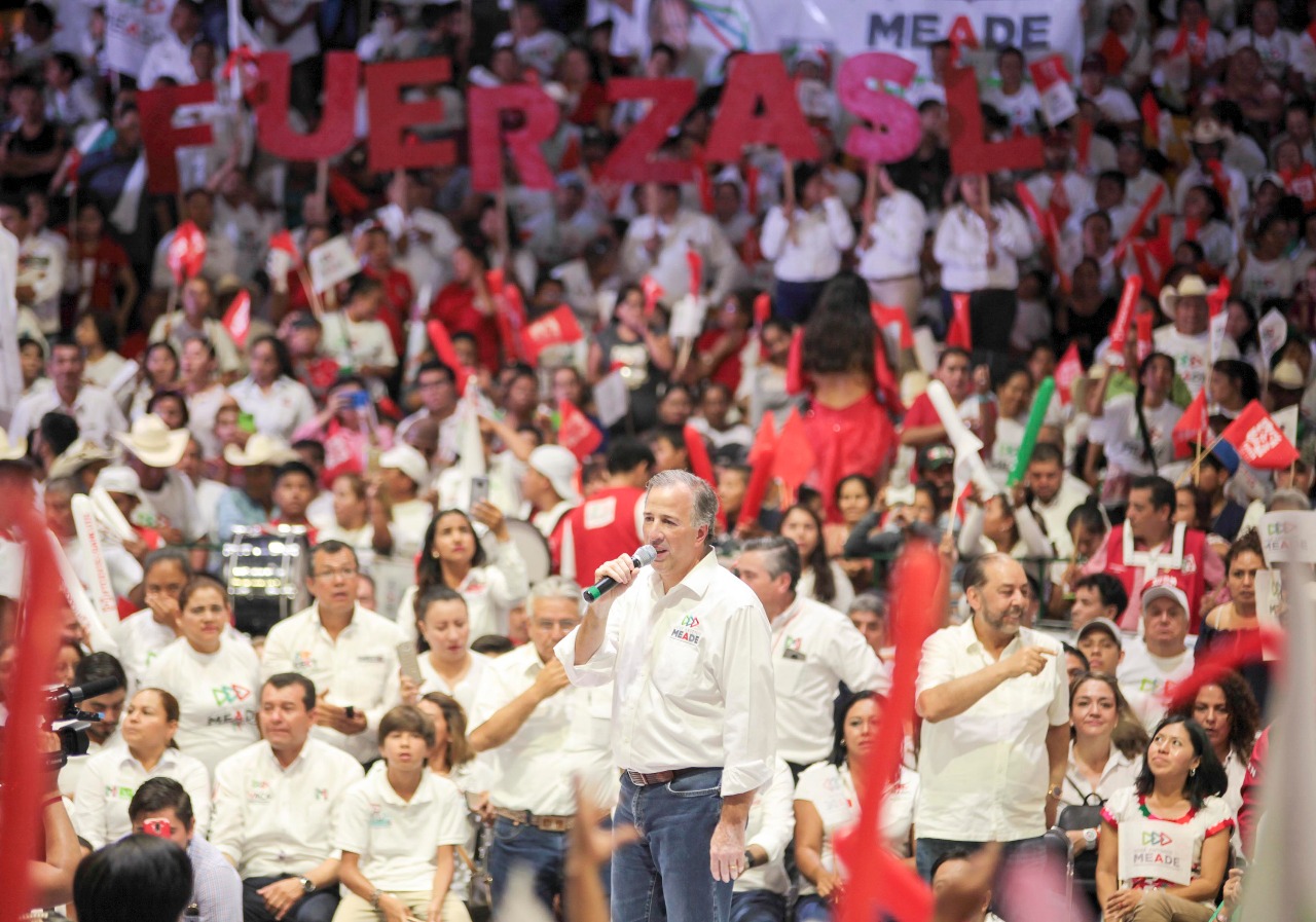 Con AMLO, los maestros que predican violencia: Meade